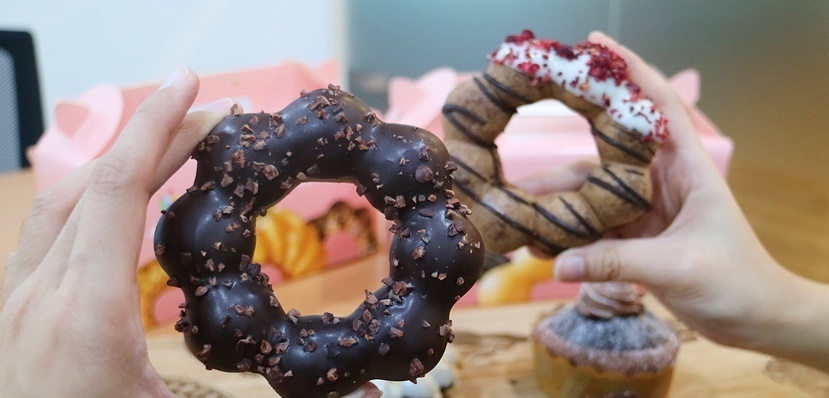 巧克力控掃貨中！Mister Donut冬季限定「巧克力冠軍甜甜圈」強勢登場